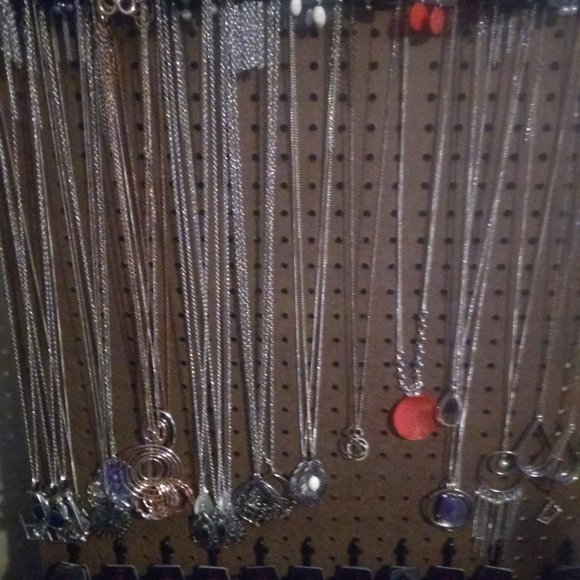 Paparazzi Jewelry Bulk Set - Picture 1 of 1